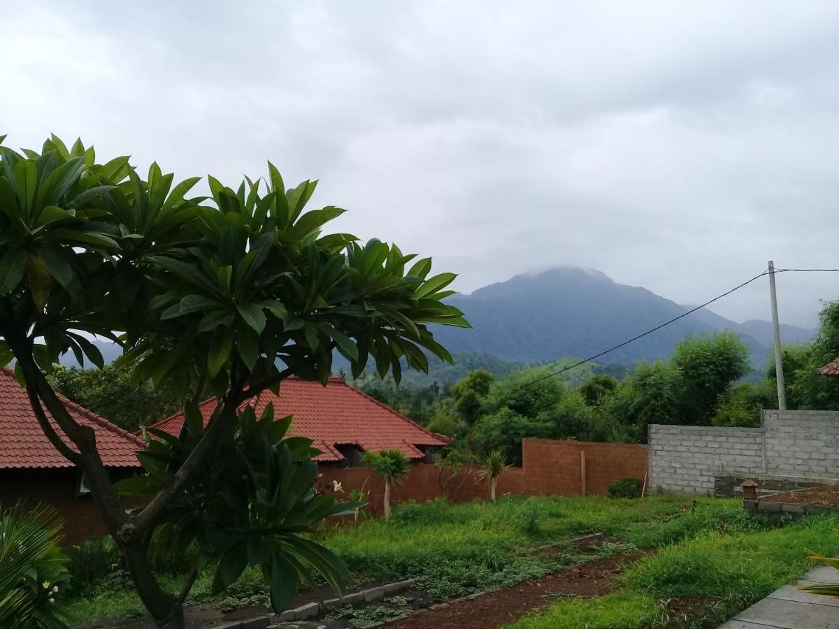 Eliska Sumberkima Pemuteran Esterno foto